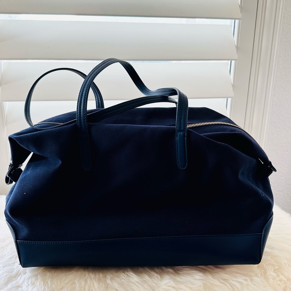 NEW TOMMY HILFIGER ♥️ LARGE TOTE LUGGAGE DUFFLE BAG Navy rare - Picture 11 of 13